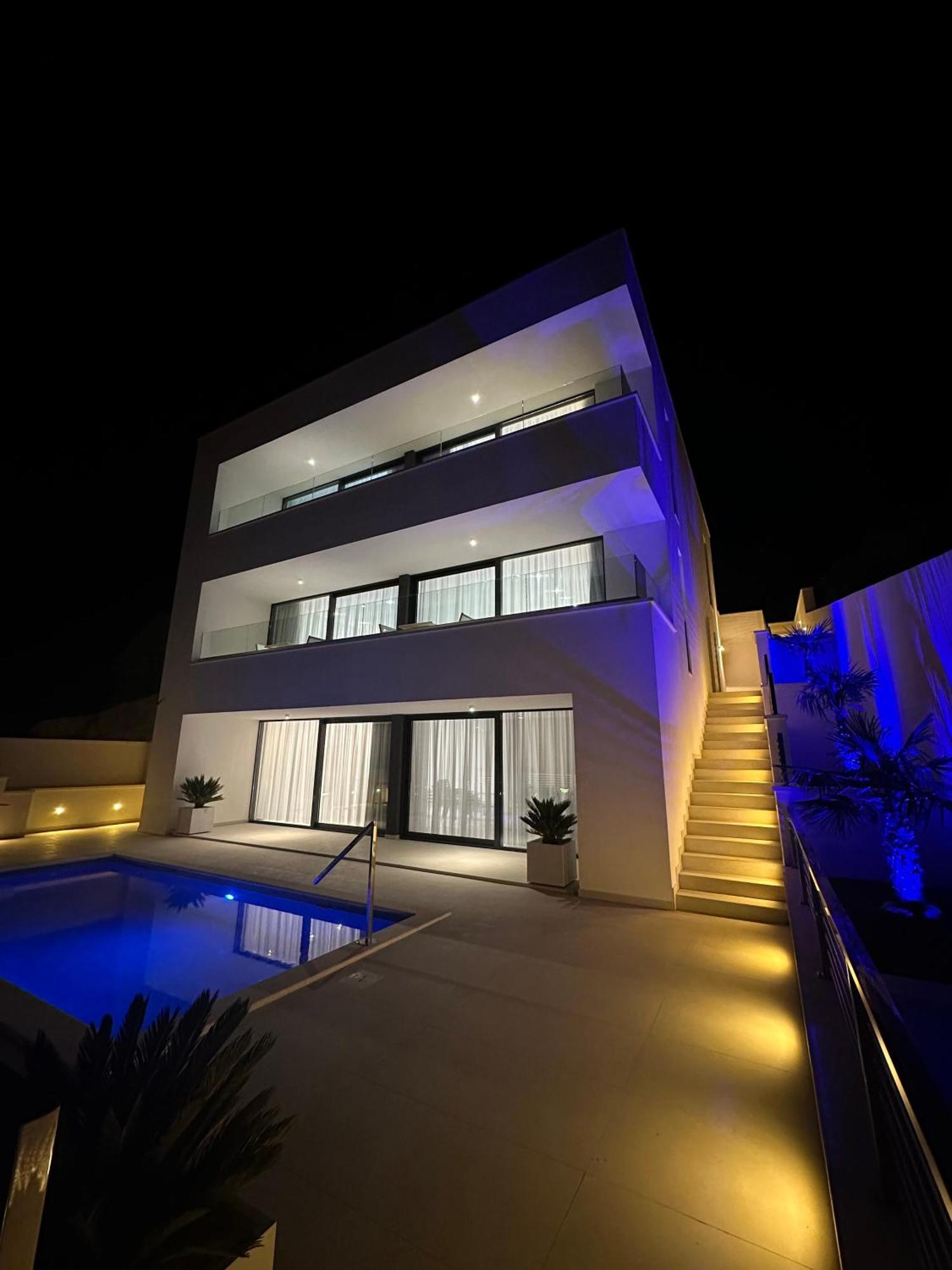 Villa Apartment Danny 바스카보다 외부 사진