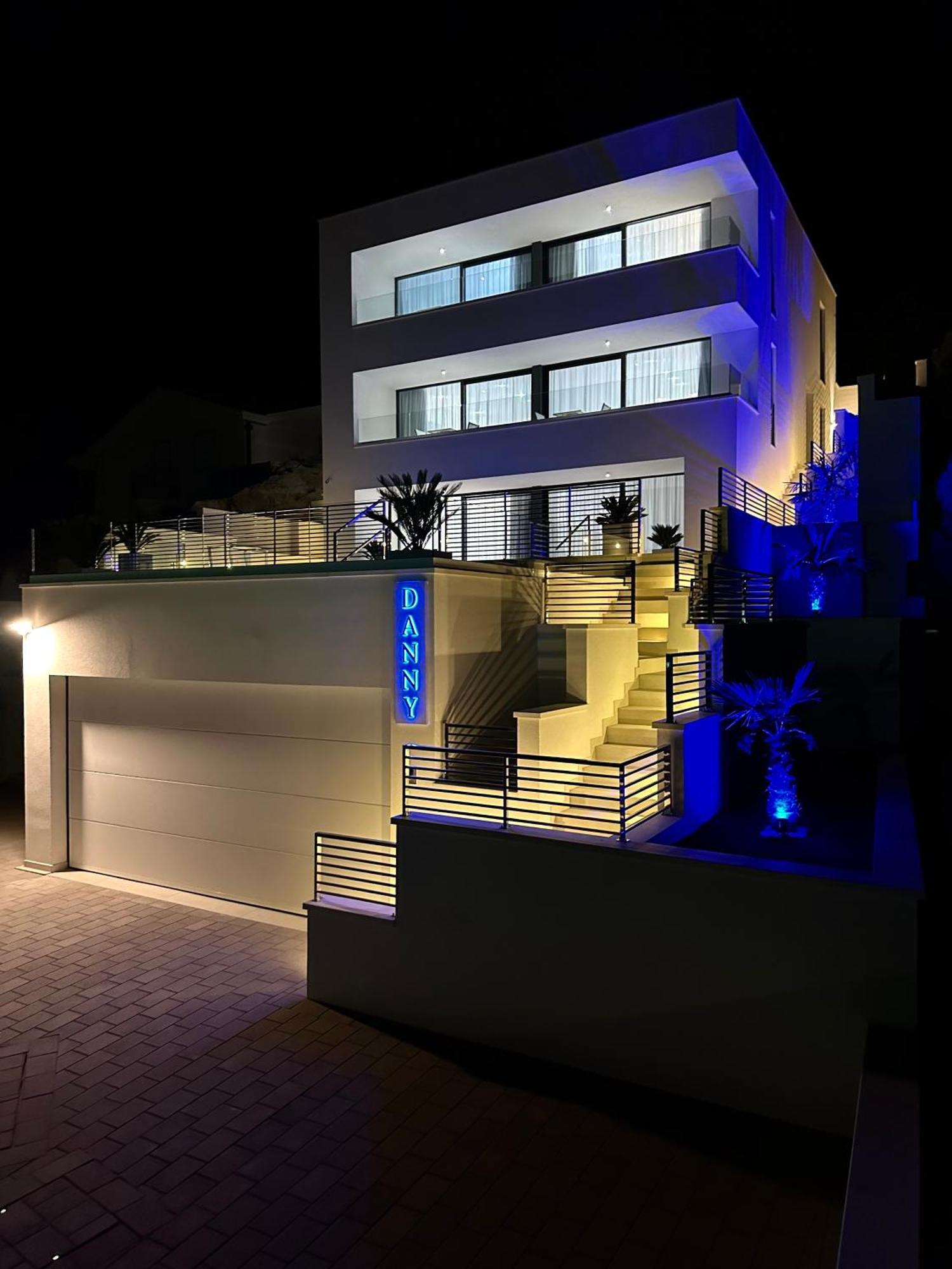 Villa Apartment Danny 바스카보다 외부 사진